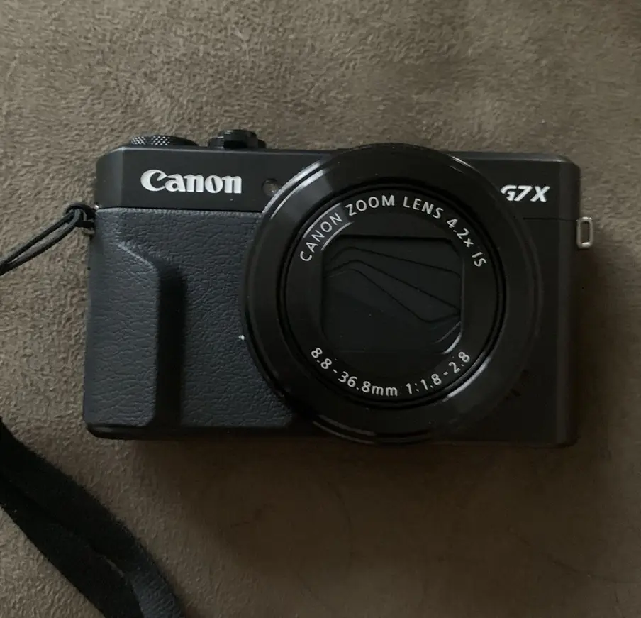 Canon G7X Mark II – Like New w/ Accessories, 128GB SD & Tripod - Image 1