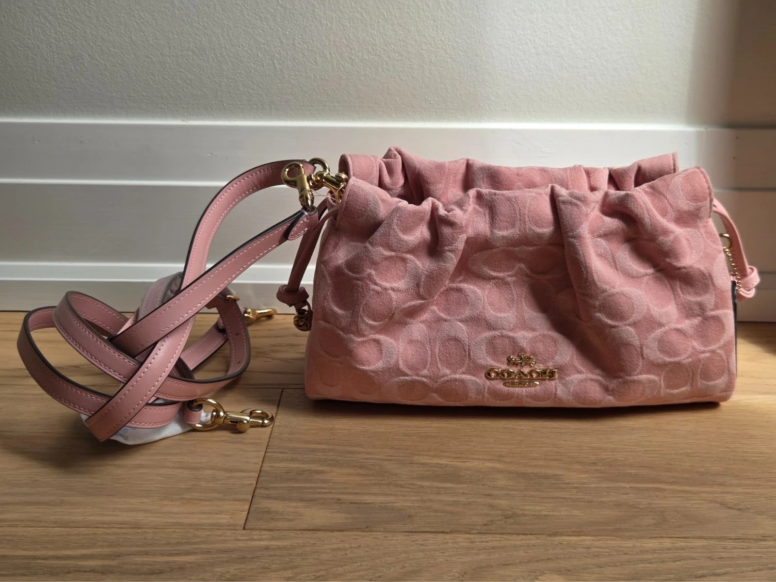 Coach Faye Shoulder Bag In Signature Denim Pink | Brand New | CER68 - Image 1